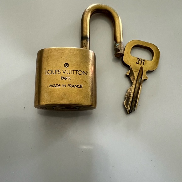 Louis Vuitton brass lock and key set #311 - Picture 4 of 4